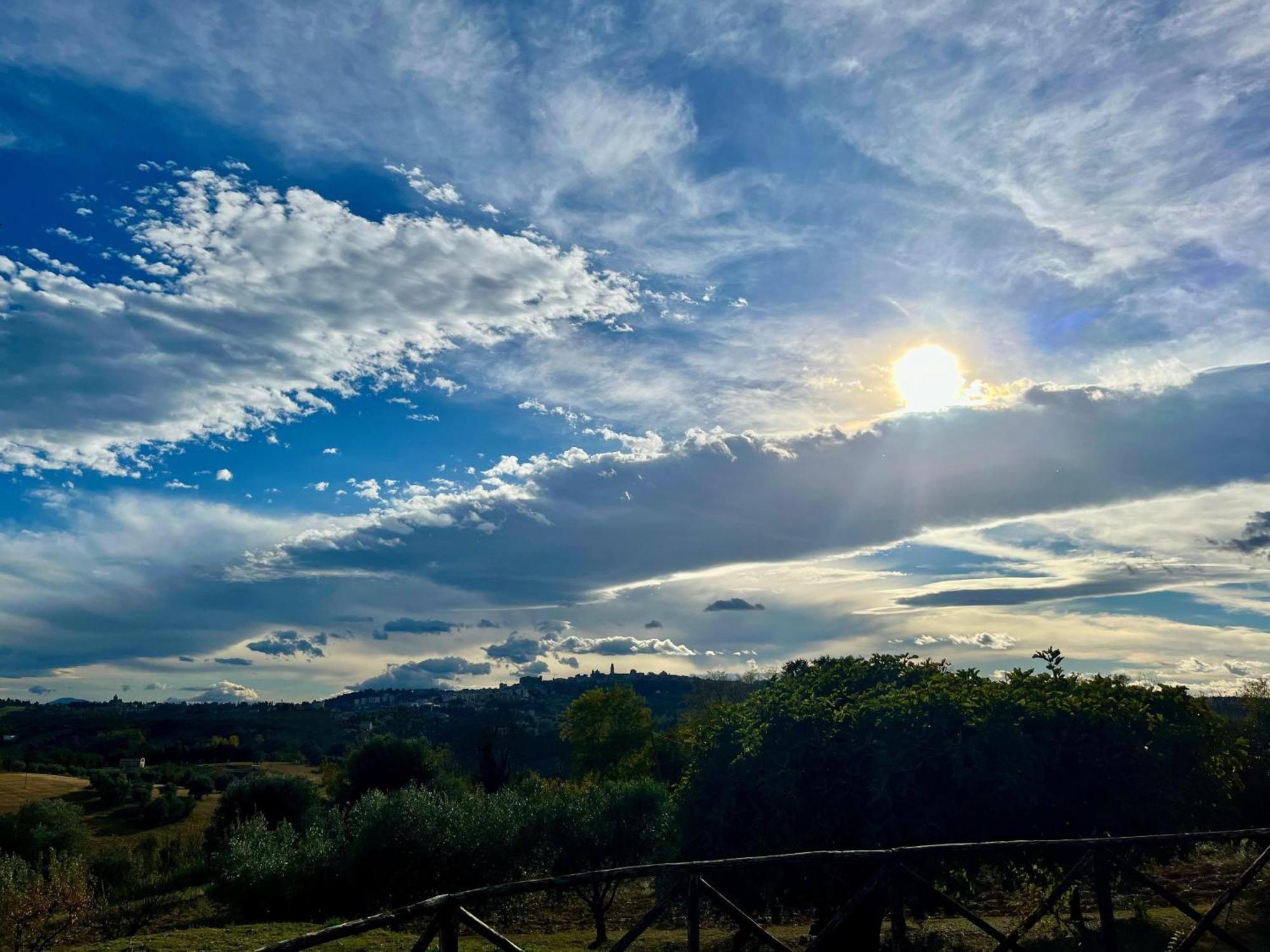 Agriturismo Nido Delle Rondini Мачерата Экстерьер фото
